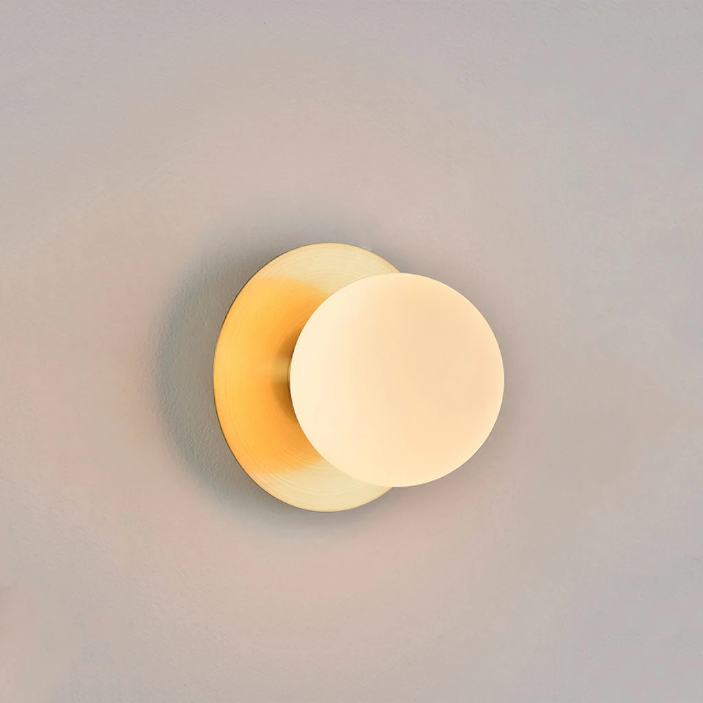 Applique En Metal Doré Et Verre Laiton D18cm Blanc - Manor 2 Applique En Metal Doré Et Verre Laiton D18cm Blanc - Manor – Image 2