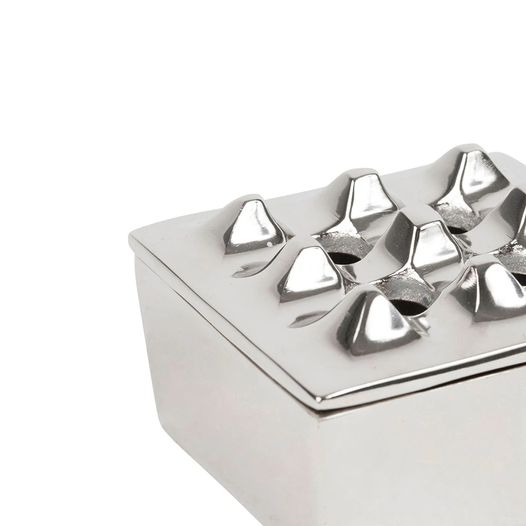 Cendrier En Aluminium Argenté D9cm - Riva 2 Cendrier En Aluminium Argenté D9cm - Riva – Image 2