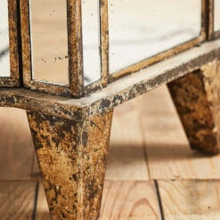 Commode En Bois Miroir Patine 4 Tiroirs H88cm 11 Commode En Bois Miroir Patine 4 Tiroirs H88cm -Magasin Général Pour La Maison commode en bois miroir patine 4 tiroirs h88cm 24212 24212 SITU05 WEB 1