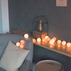 Guirlande Boule Blanc Et Or 20 Leds 6 Guirlande Boule Blanc Et Or 20 Leds -Magasin Général Pour La Maison guirlande boule blanc et or 20 leds 631646 631646 FRN03 WEB 7