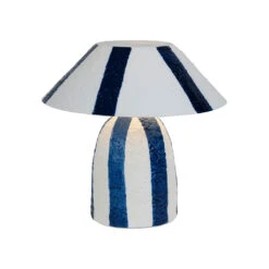 Lampe En Porcelaine Rayée Indigo Et Blanc H25cm - Alaria -Magasin Général Pour La Maison lampe en porcelaine rayee indigo et blanc h25cm alaria 79041 79041 UTI01 WEB 1