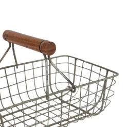 Lot De 3 Paniers En Fer Avec Anse En Bois Naturel 8 Lot De 3 Paniers En Fer Avec Anse En Bois Naturel -Magasin Général Pour La Maison lot de 3 paniers en fer avec anse en bois naturel 132530 132530 DET04 WEB 1