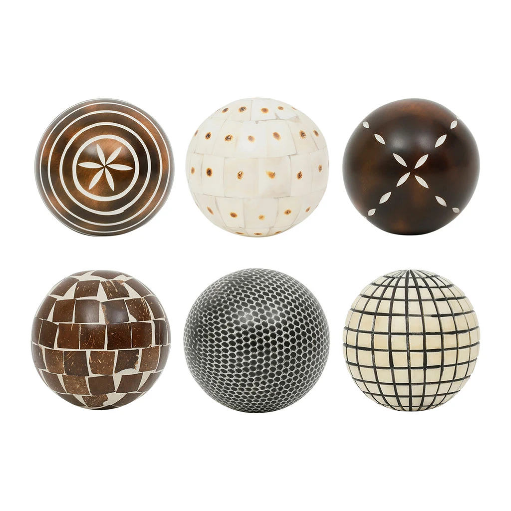 Lot De 6 Boules Décoratives En Résine Brun Et Blanc D10cm - Komati 1 Lot De 6 Boules Décoratives En Résine Brun Et Blanc D10cm - Komati