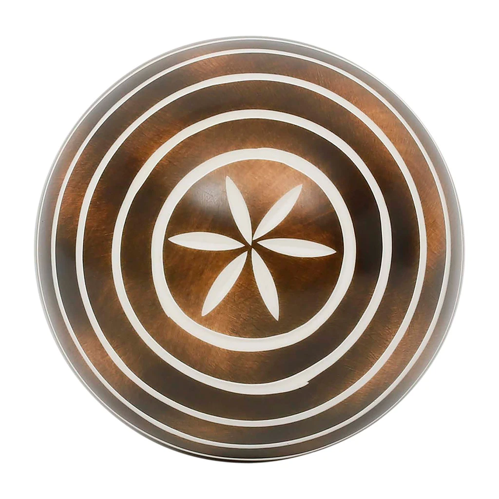 Lot De 6 Boules Décoratives En Résine Brun Et Blanc D10cm - Komati 4 Lot De 6 Boules Décoratives En Résine Brun Et Blanc D10cm - Komati – Image 4