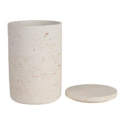 Pot Avec Couvercle En Ciment écru Moucheté H16.5cm - Organic 4 Pot Avec Couvercle En Ciment écru Moucheté H16.5cm - Organic -Magasin Général Pour La Maison pot avec couvercle en ciment ecru mouchete h16 5cm organic 78746 78746 DET01 WEB