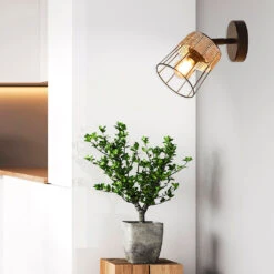 Spot 1 Lumière En Metal Et Rotin Tresse H18.5cm Noir - Indah 6 Spot 1 Lumière En Metal Et Rotin Tresse H18.5cm Noir - Indah -Magasin Général Pour La Maison spot 1 lumiere en metal et rotin tresse h18 5cm noir indah 613455 613455 FRN03 WEB 2