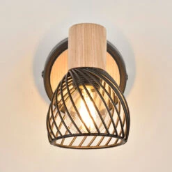 Spot 1 Lumière En Métal H13cm Mat Noir - Kento 13 Spot 1 Lumière En Métal H13cm Mat Noir - Kento -Magasin Général Pour La Maison spot 1 lumiere en metal h13cm mat noir kento 622565 622565 FRN07 WEB 2