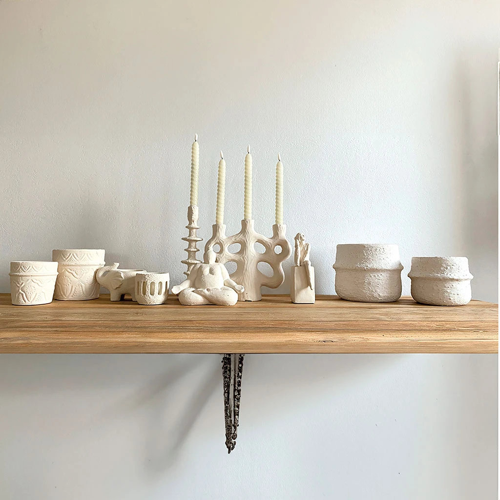 Statue Femme Méditation En Ciment écru H16cm 3 Statue Femme Méditation En Ciment écru H16cm – Image 3