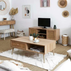 Table Basse Avec Tiroir En Bois Et Cannage L110cm - Baia 7 Table Basse Avec Tiroir En Bois Et Cannage L110cm - Baia -Magasin Général Pour La Maison table basse avec tiroir en bois et cannage l110cm baia 626822 626822 FRN04 WEB 2