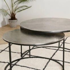 Lot De 2 Table Gigogne En Aluminium Et Fer Argenté - Felia 14 Lot De 2 Table Gigogne En Aluminium Et Fer Argenté - Felia -Magasin Général Pour La Maison table basse gigogne ronde lot de 2 en fer argente felia 36477 36477 SITU10 WEB 1