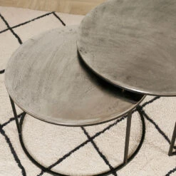 Lot De 2 Table Gigogne En Aluminium Et Fer Argenté - Felia 15 Lot De 2 Table Gigogne En Aluminium Et Fer Argenté - Felia -Magasin Général Pour La Maison table basse gigogne ronde lot de 2 en fer argente felia 36477 36477 SITU11 WEB 1